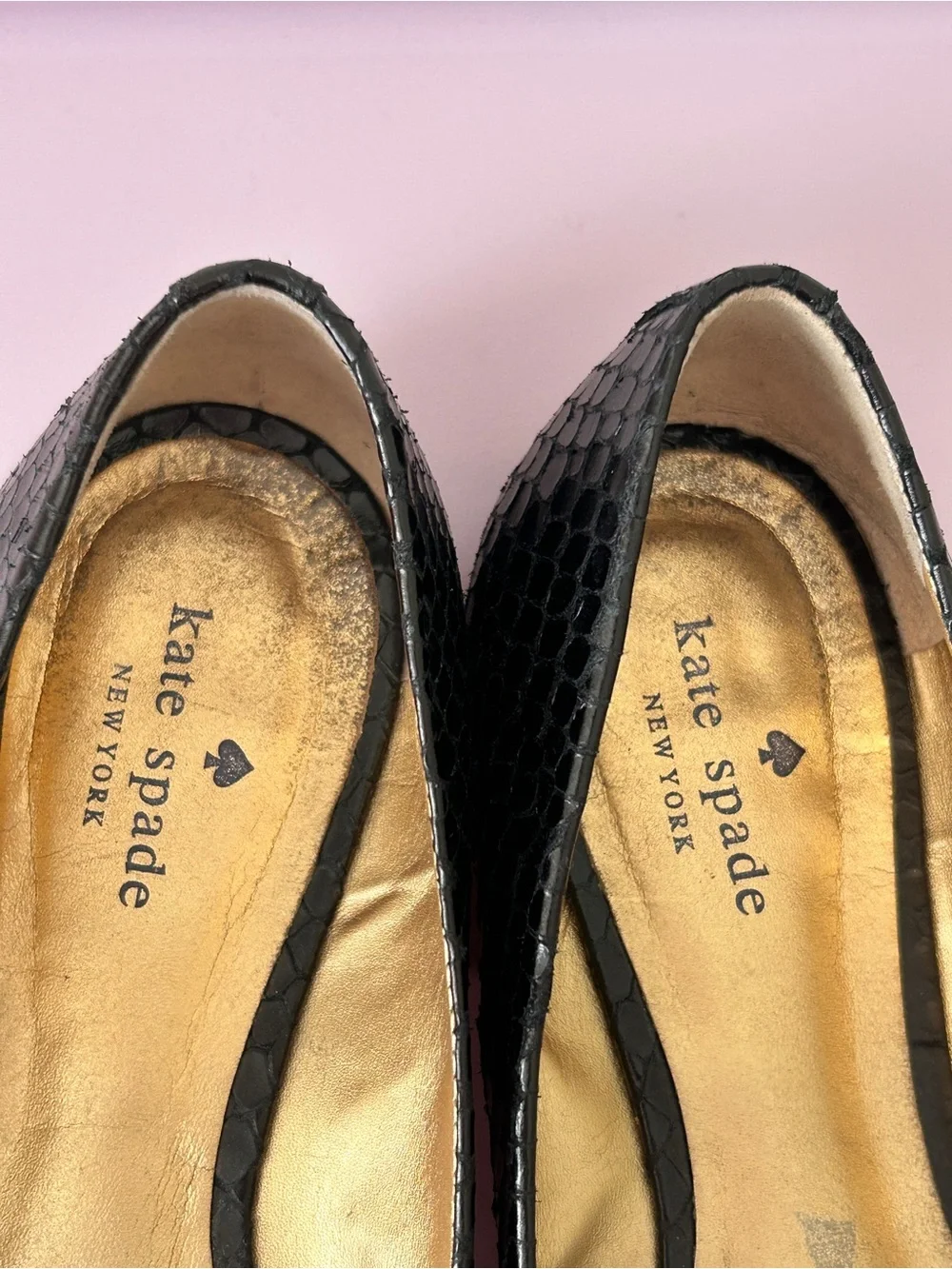 Kate Spade classy pearl cluster peep toe flat with textured soft leather 7.5